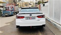 تۆیۆتا کامری